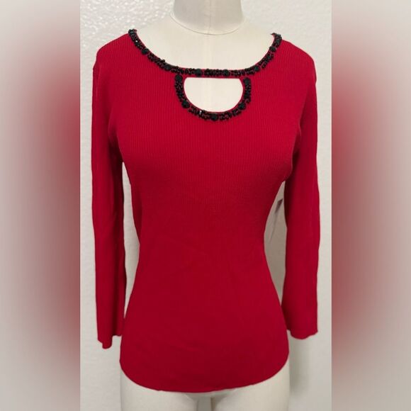 Cable & Gauge Petites, Size L Red Long Sleeve Blouse w/ Embellished Neckline NWT - Picture 1 of 3